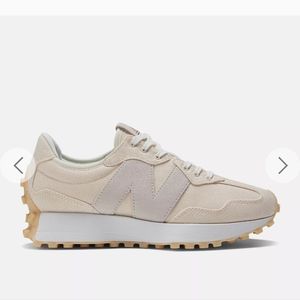 New Balance 327 size 8 w